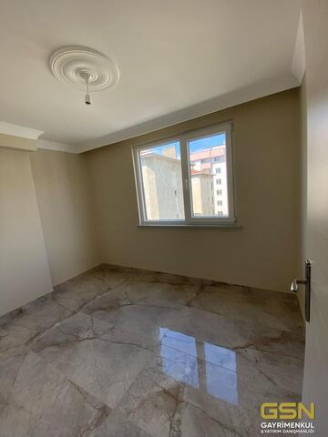 10-ÇAYIROVA YENİ MAHALLE DE LÜX 3+1 DİRE